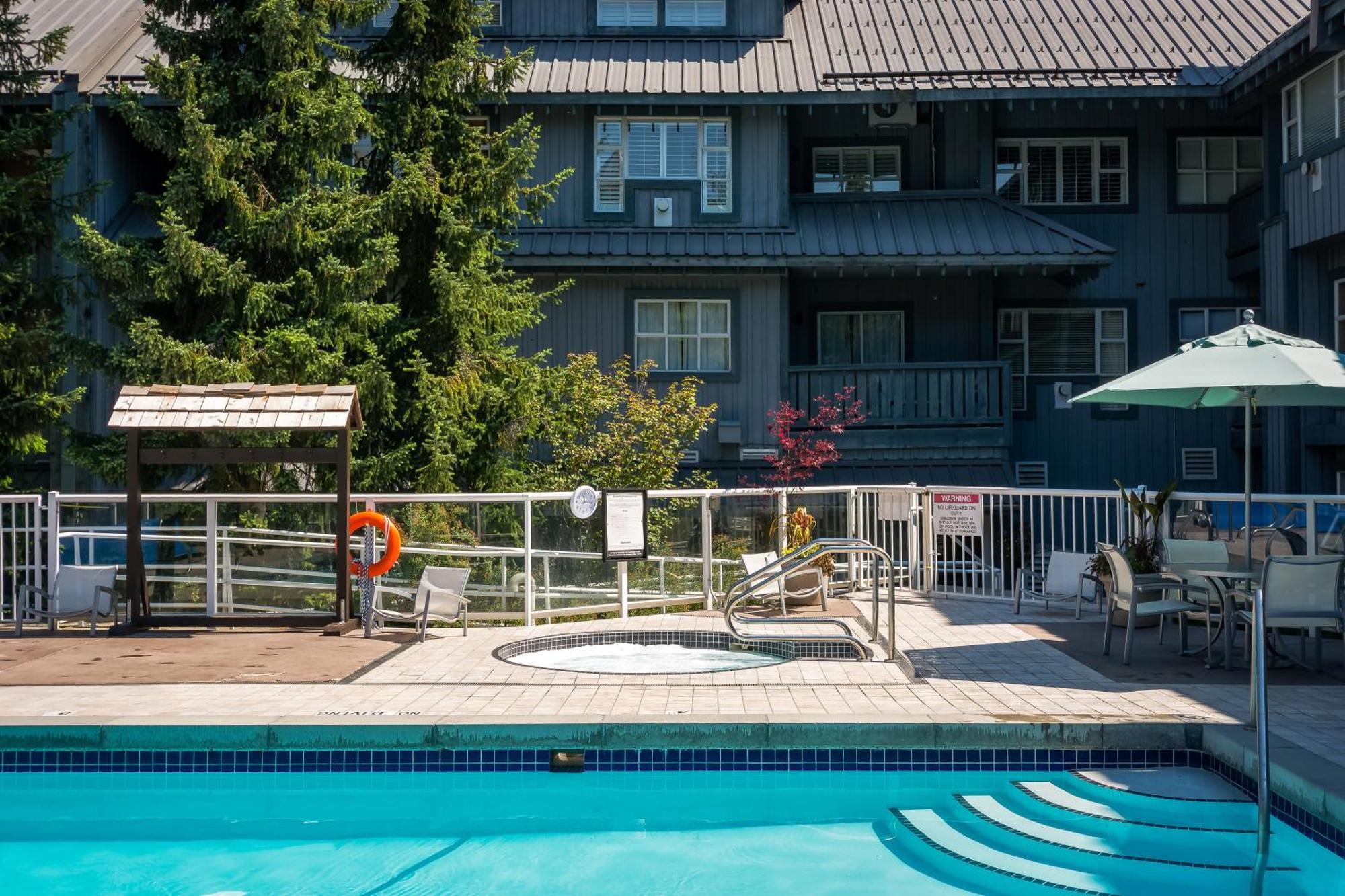 Glacier Lodge Whistler Exterior foto