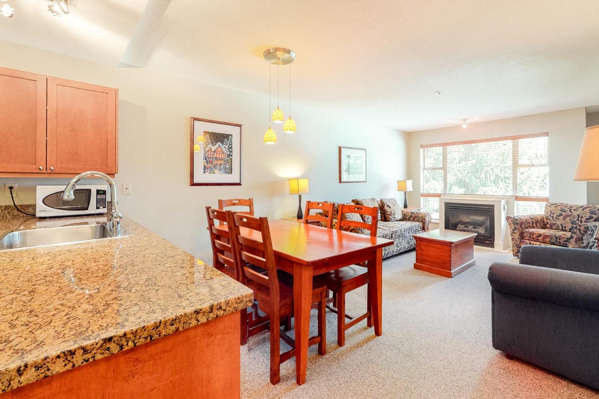 Glacier Lodge Whistler Quarto foto