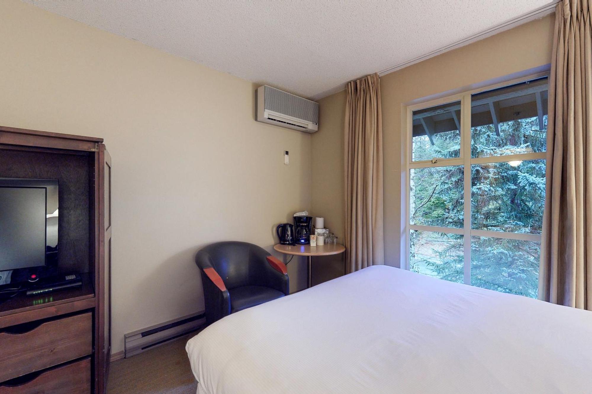 Glacier Lodge Whistler Quarto foto